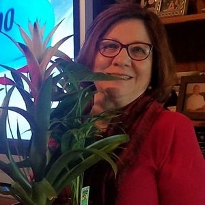 Meet your Posher, Mari carmen